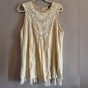 Elegant Cream Lace Women's Tunic
